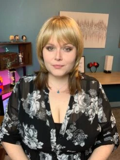 Beautiful Illusion Topper By Raquel Welch | Mono Top -Wig Promotion Shop BeautifulIllusion2