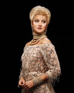 Acclaim Wig By Gabor | Petite Cap -Wig Promotion Shop GB Acclaim GoldenAnniversary Model Editorial1 c1addb0d 14f2 4bec a067 04ef3d174c89