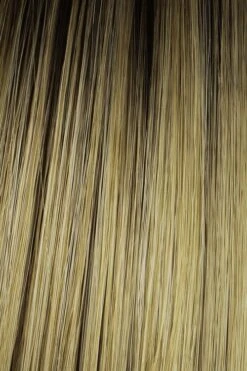 Courtside Waves Wig By Hairdo -Wig Promotion Shop HD True2Life SS25 Rooted Ginger Blonde e64b3553 67cd 4186 a84b 6db8f544aa12