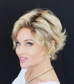 Raise Wig By Ellen Wille | Mono Crown 25 Raise Wig By Ellen Wille | Mono Crown -Wig Promotion Shop IMG 0208