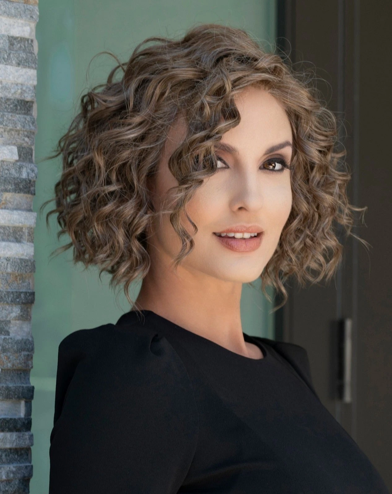 Jordan Wig By Envy | Mono Part | Human Hair | Synthetic Blend 20 Jordan Wig By Envy | Mono Part | Human Hair | Synthetic Blend - Image 18