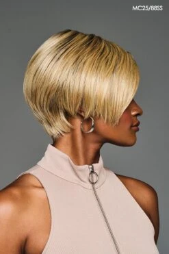 Jayla Wig By Kim Kimble | Heat-Friendly Synthetic 31 Jayla Wig By Kim Kimble | Heat-Friendly Synthetic -Wig Promotion Shop KK Jayla Model1 Side1