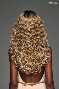 Laila Wig By Kim Kimble | Heat-Friendly Synthetic 26 Laila Wig By Kim Kimble | Heat-Friendly Synthetic -Wig Promotion Shop KK Laila Model2 Side3