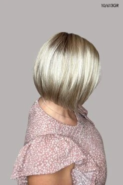 Tara Wig By Henry Margu 26 Tara Wig By Henry Margu -Wig Promotion Shop cHenryMarguTara10613GRSide