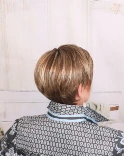 Easton Petite Wig By Estetica -Wig Promotion Shop easton4